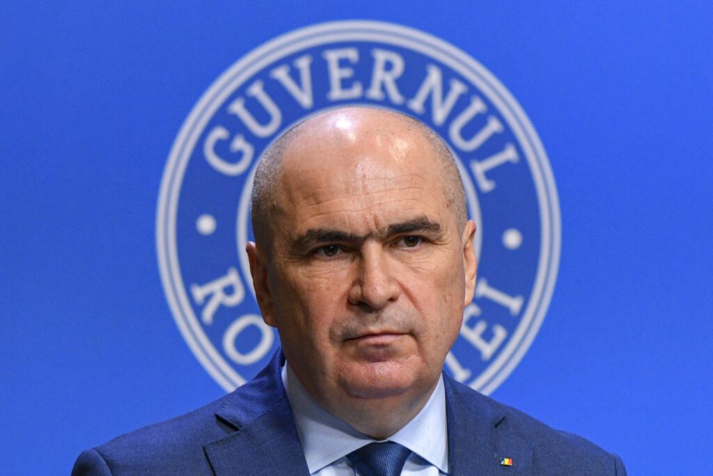 Bolojan explică de ce Guvernul amână interdicția cumulului pensiei cu salariul
