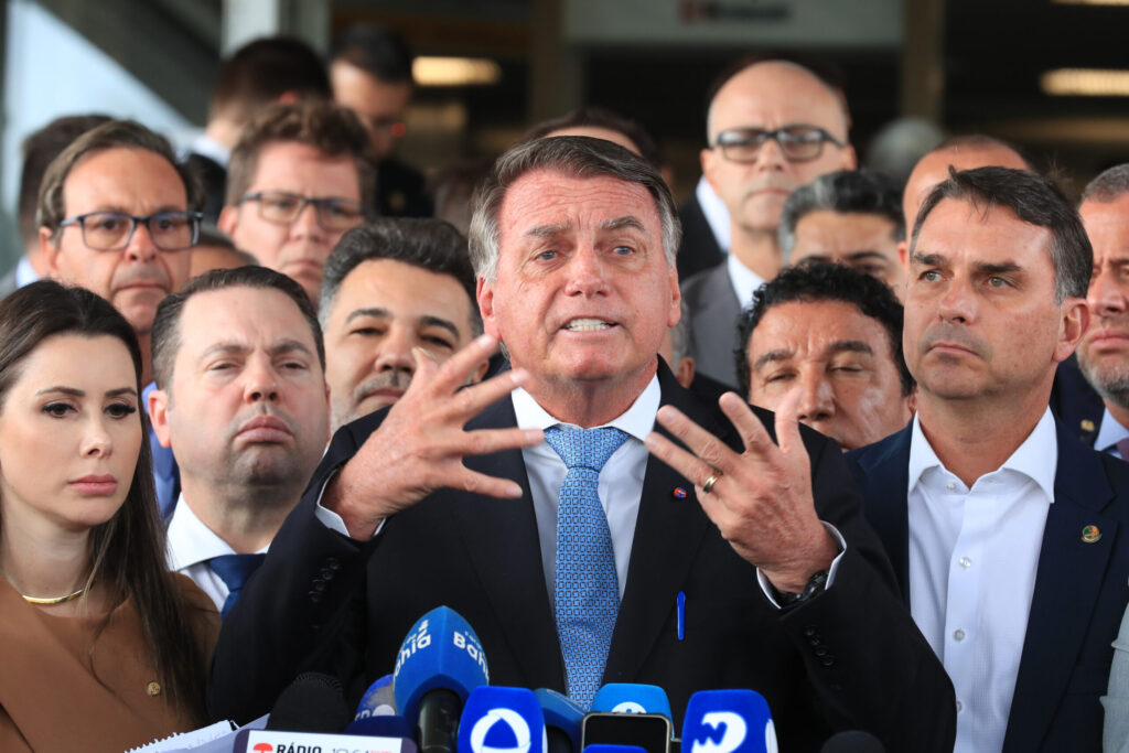 Bolsonaro şi-a pierdut pofta de mâncare înaintea verdictului procesului, spune fiul său