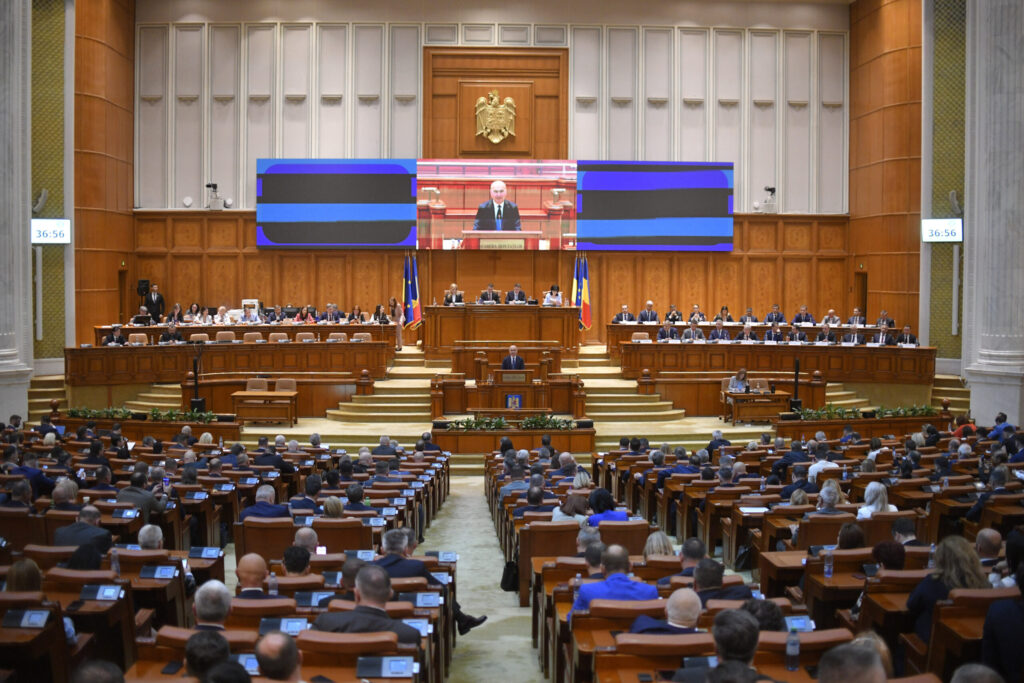 Coaliția și Guvernul se reunesc luni pentru amendamentele la pachetul fiscal
