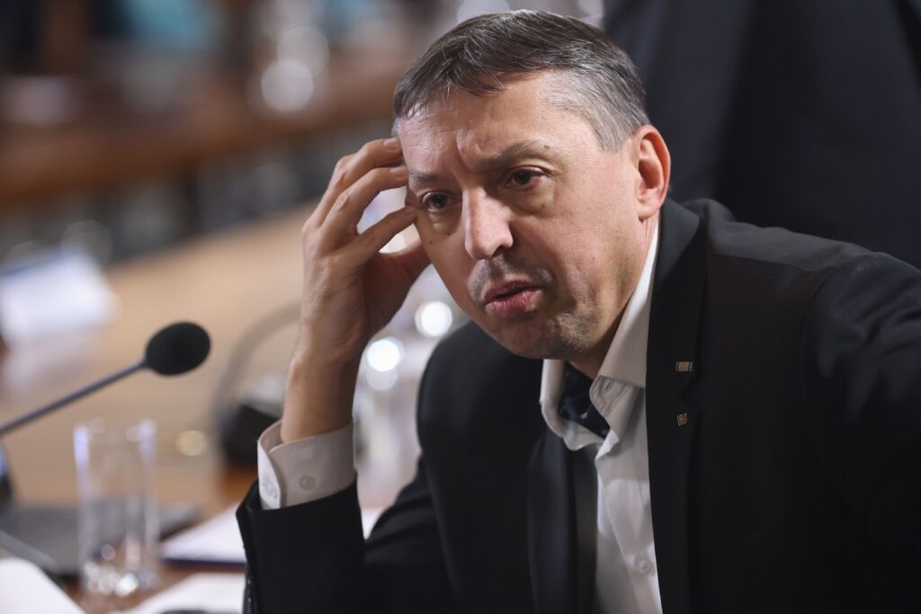 Daniel David, mesaj înainte de începerea școlii: Educația și-a făcut datoria față de țară. Am acceptat sacrificiul de imagine. Per aspera ad astra