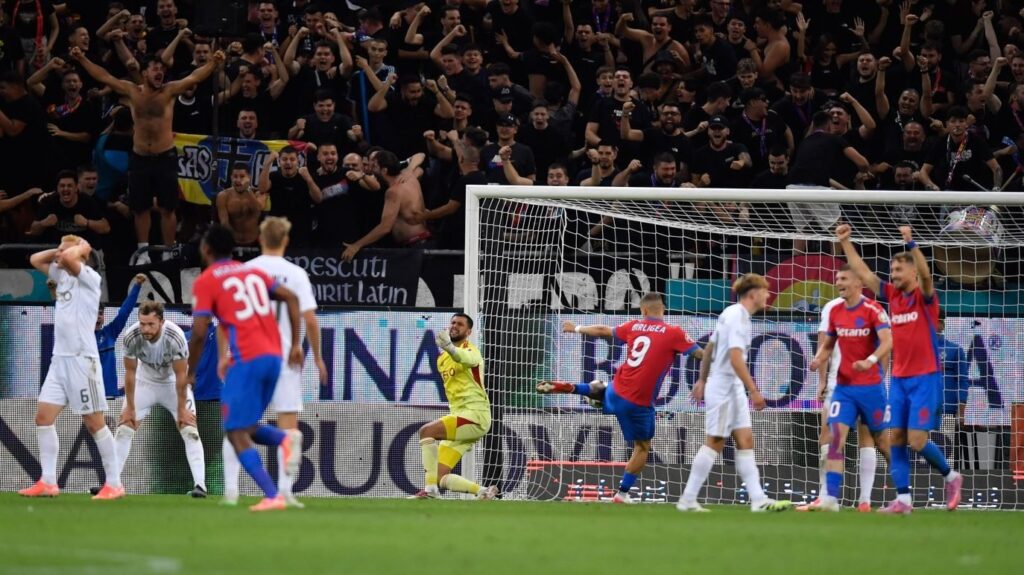 FCSB a marcat 3 goluri în poarta lui Aberdeen. Aici, reușita de 2-0 a lui Adrian Șut