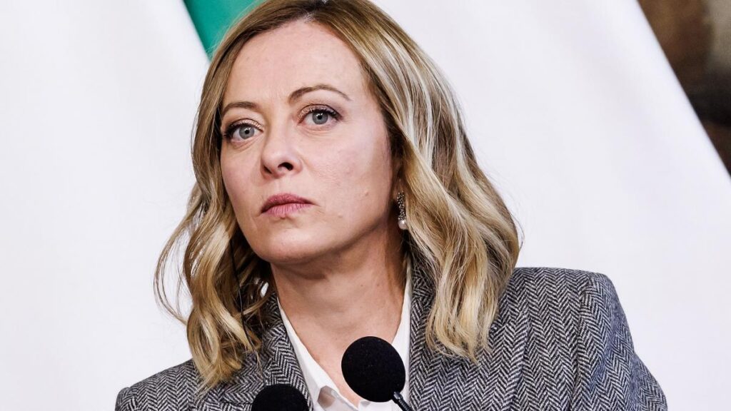 Giorgia Meloni, „scârbită” după ce imagini cu ea și alte femei au apărut pe un site pornografic