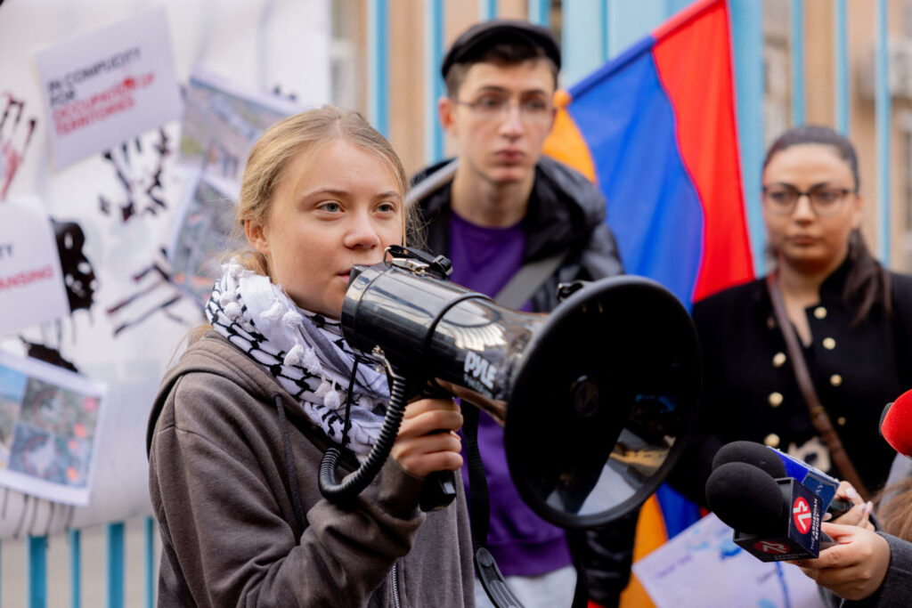 Greta Thunberg pleacă din Barcelona spre Gaza pentru a „rupe blocada ilegală”
