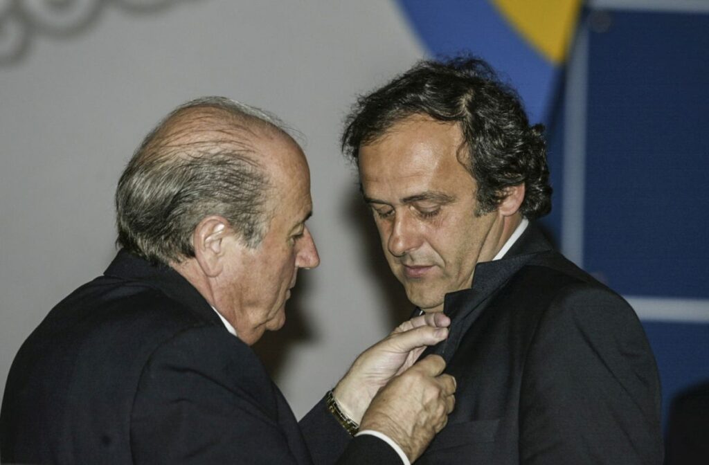 Michel Platini și Sepp Blatter, achitați definitiv de justiția elvețiană în dosarul de fraudă