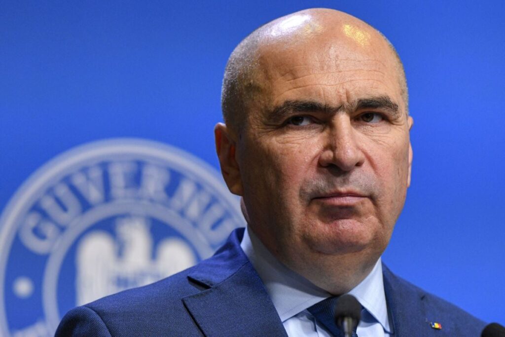 Primarii răsuflă ușurați: reducerea a mii de posturi în administrația locală se amână pe termen nelimitat, la presiunea PSD
