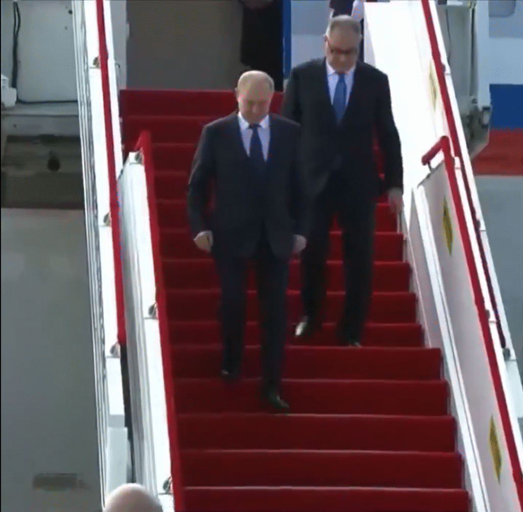 Putin a sosit în China pentru summitul de securitate al Organizaţiei de Cooperare de la Shanghai