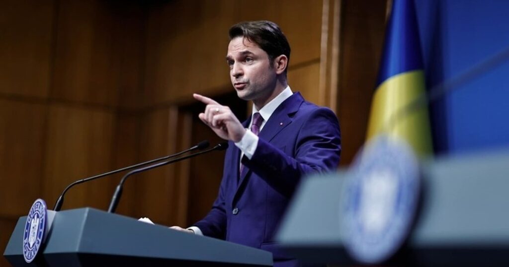 Sebastian Burduja se întoarce în Guvern. Liberalii îi oferă o poziție în biroul premierului Ilie Bolojan