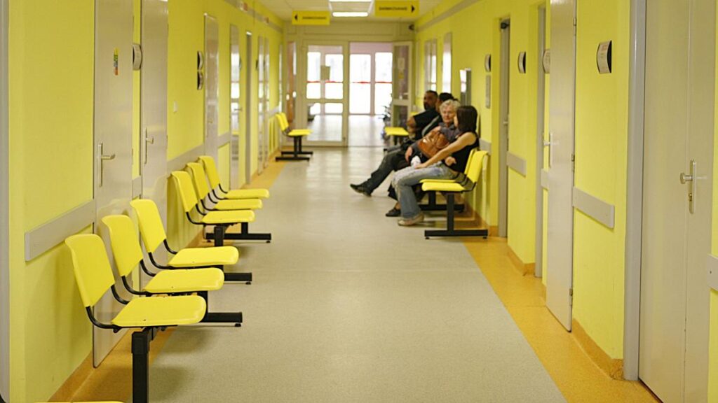 Spitalele private nu mai trebuie să plătească pentru pacienții „nerentabili” trimiși la stat