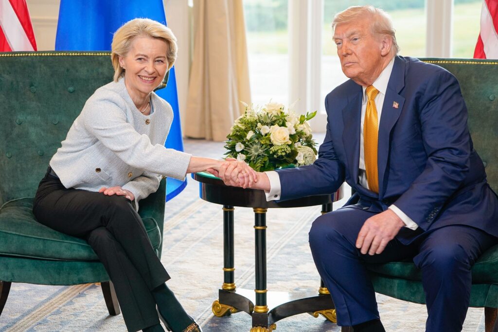 Trump a declanșat „secolul umilinței” pentru Europa. Și e doar începutul