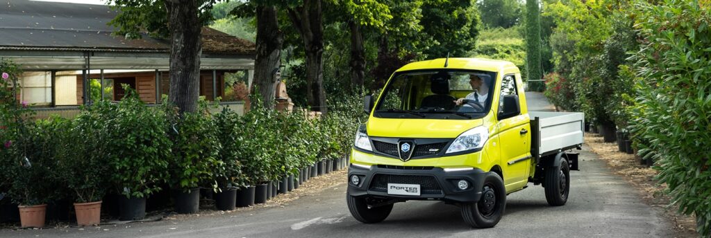 Vehicule compacte pentru afaceri dinamice