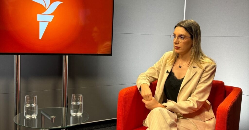 Ministrul Mediului l-a demis pe directorul Administraţiei Naţionale Apele Române pentru că a pierdut peste 300 de milioane de euro din PNRR Ministrul Mediului l-a demis pe directorul Administraţiei Naţionale Apele Române pentru că a pierdut peste 300 de milioane de euro din PNRR