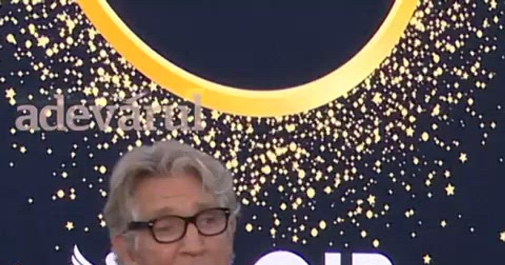 Actorul Eric Roberts, în vizită la București. „Nu am întâlnit niciodată mai mulți oameni calzi într-un singur loc”
