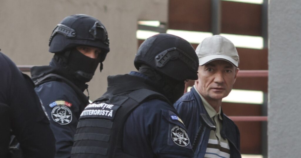 Alexandru Bălan, fost director adjunct al spionajului din R. Moldova, adus la DIICOT București pentru audieri în dosarul de trădare