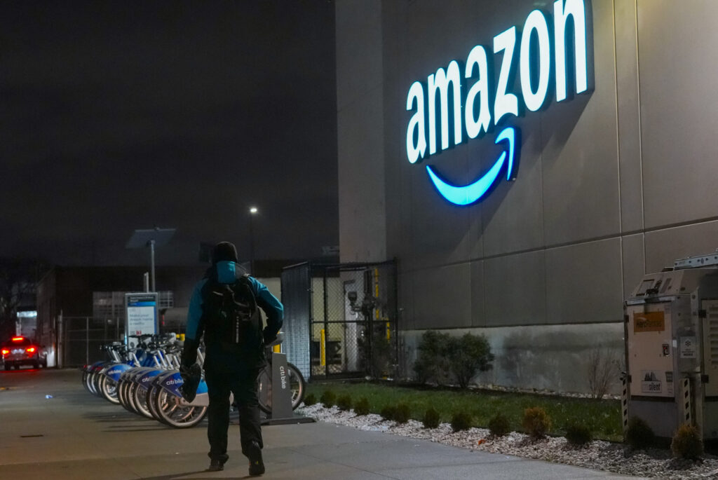 Amazon elimină unul dintre cele mai generoase beneficii ale sale