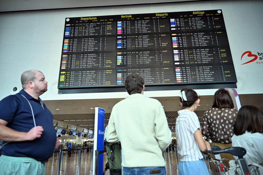 Atenționare de călătorie emisă de MAE în urma unui atac cibernetic asupra aeroporturilor din Londra, Berlin și Bruxelles