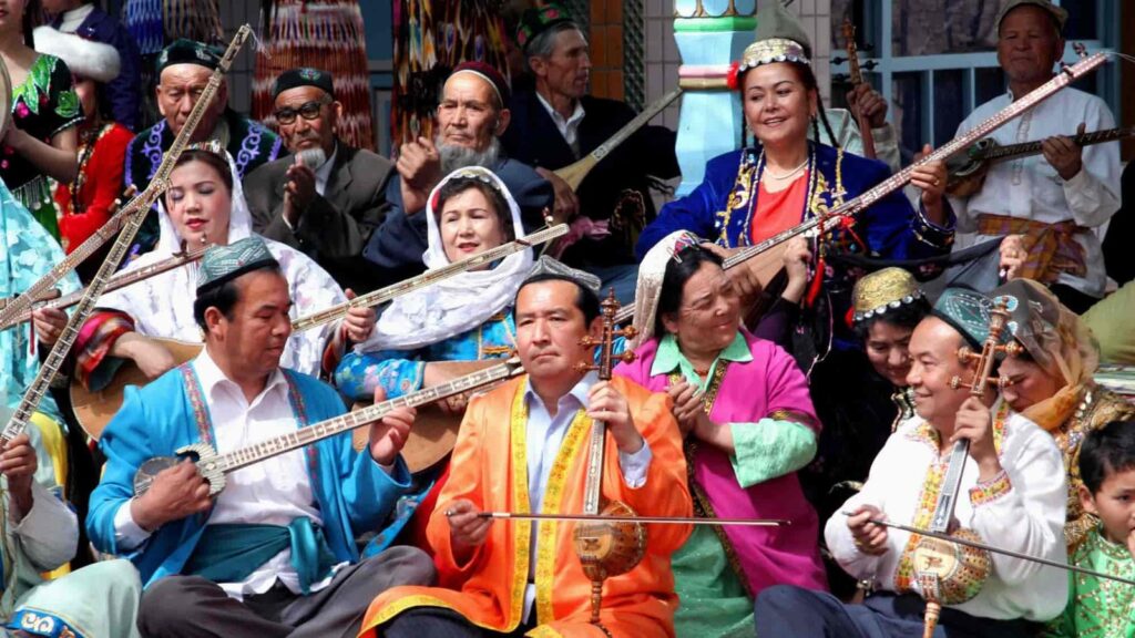 Cartea albă privind guvernanța în Xinjiang
