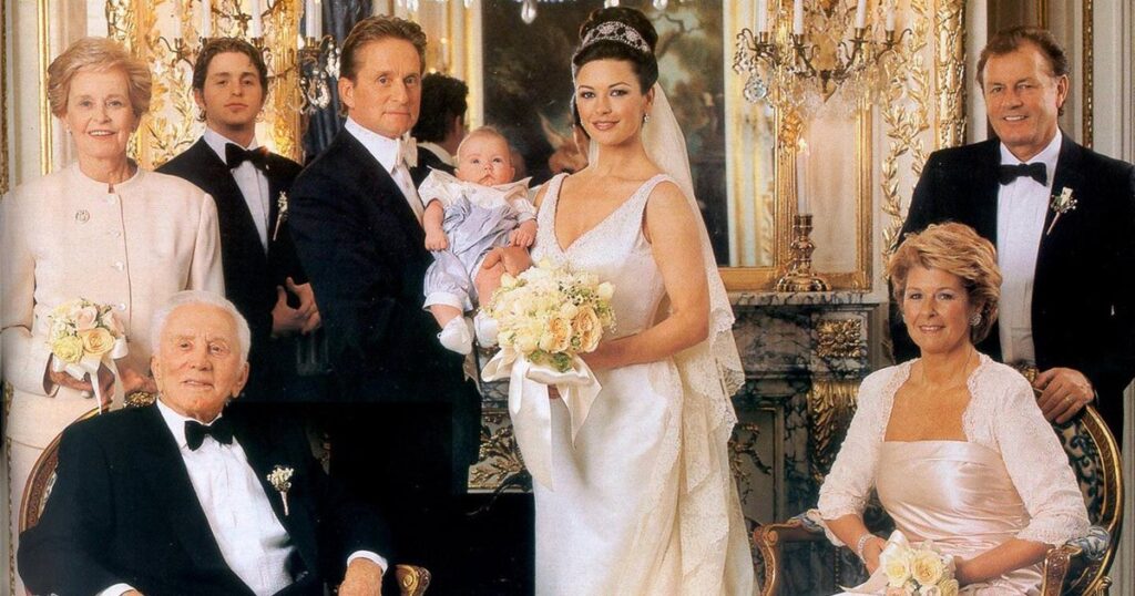 Catherine Zeta-Jones și Michael Douglas: Povestea unei nunți-maraton. O iubire ce a înfruntat toate obstacolele – Secrete de la Hollywood