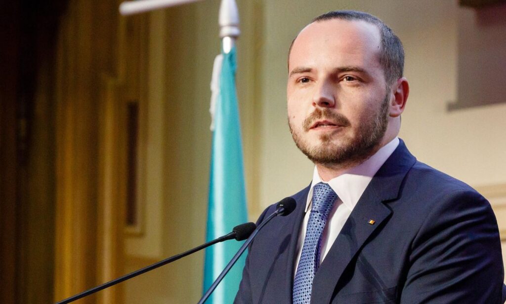 Conferință medicală cu teorii conspiraționiste: Un raport va fi trimis la Parchet. Lege pentru blocarea evenimentelor pseudo-științifice