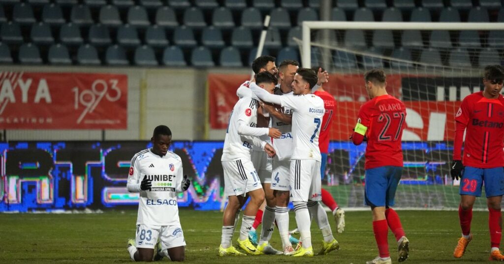 Continuă degringolada FCSB-ului. Campioana României cade pe loc de baraj, după eșecul cu FC Botoșani din etapa a zecea din Superliga