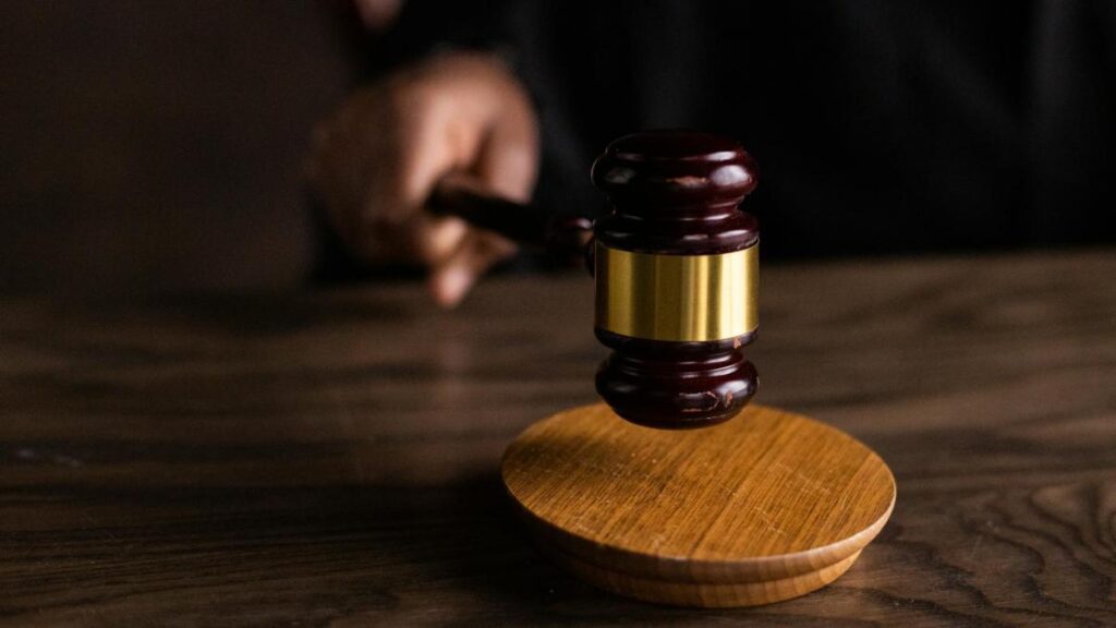 Cresc taxele judiciare de timbru