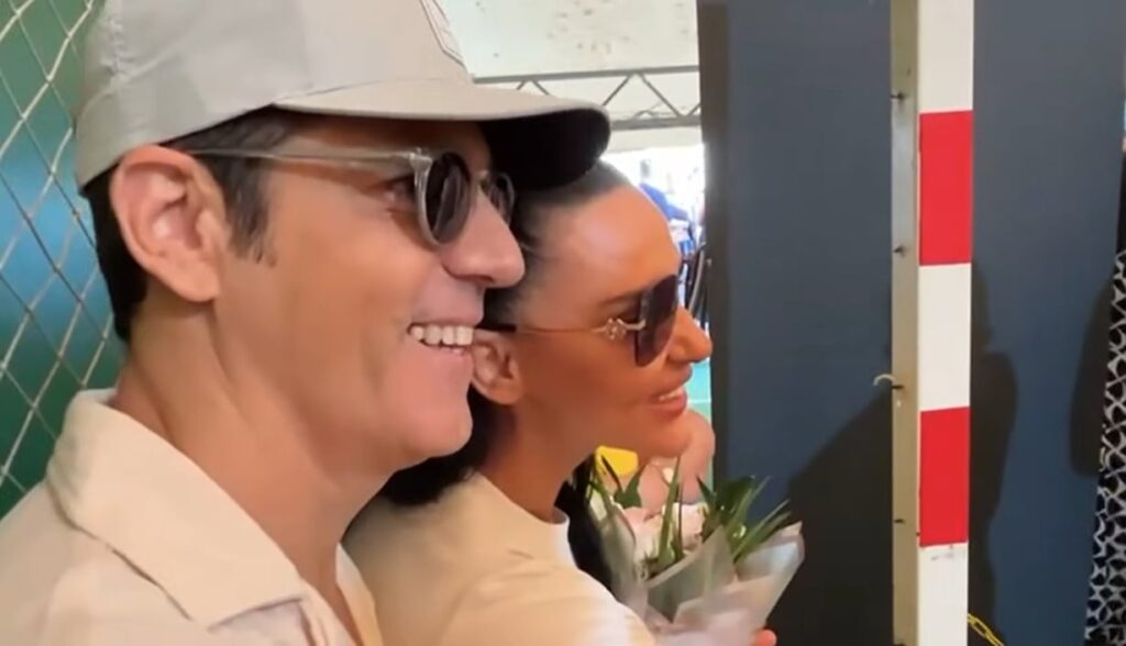 Cum au apărut Ștefan Bănică jr și Lavinia Pîrva în prima zi de școală a fiului lor. Alexandru nu merge la stat, ci la privat: „A fost ca o poveste”