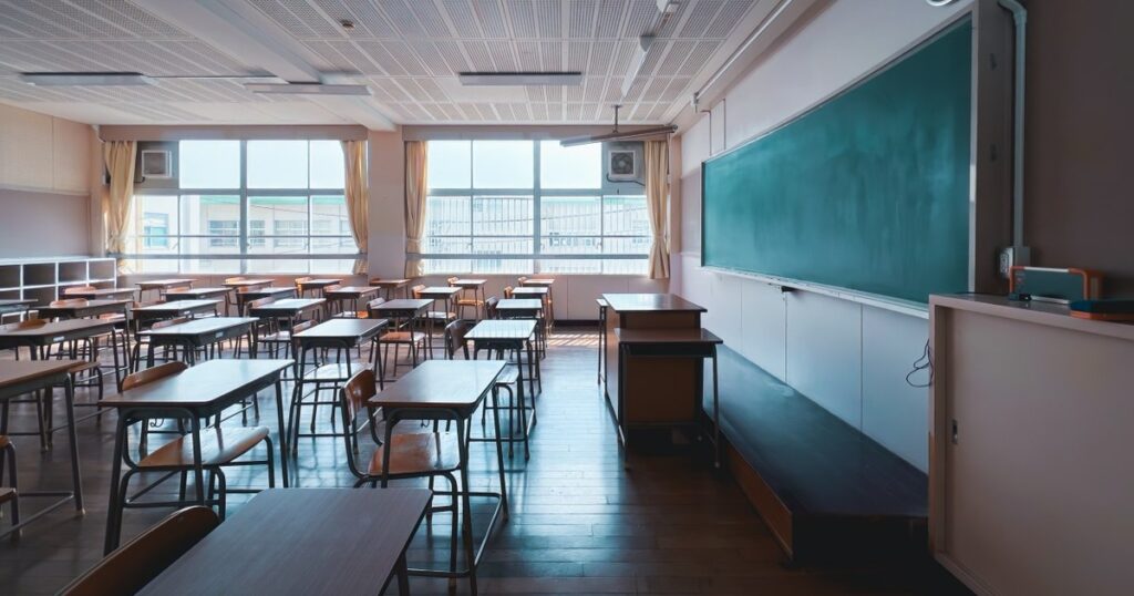 Daniel David, ministrul Educației, vrea să schimbe denumirea disciplinei „istorie”. „O să discut cu Academia Română”