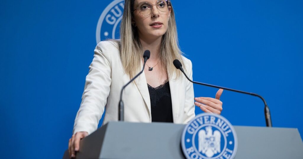 Deputaţii dezbat luni moţiunea simplă depusă de AUR împotriva ministrului Mediului. Diana Buzoianu, acuzată de obstrucționarea funcționării hidrocentralelor