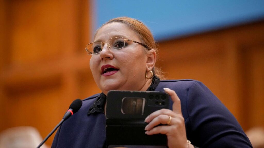 Diana Şoşoacă, chemată la Parchetul General în calitate de suspect pentru propagandă legionară