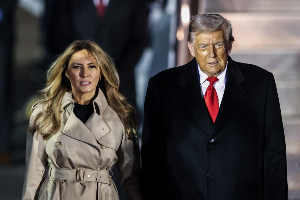 Donald Trump a ajuns la Windsor. El se întâlnește cu familia regală și negociază acorduri de miliarde