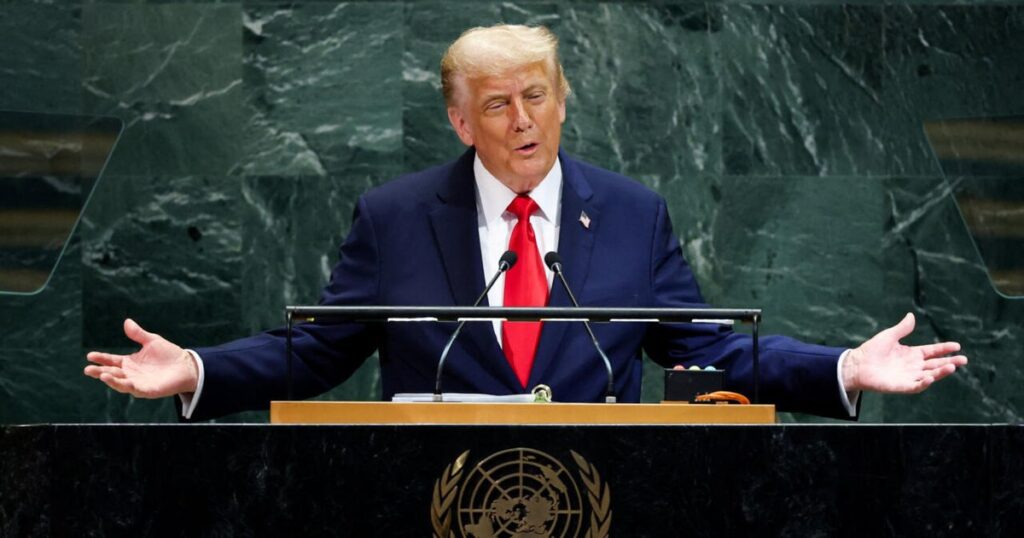 Donald Trump spune că țările NATO ar trebui să doboare avioane rusești care intră în spațiul lor aerian