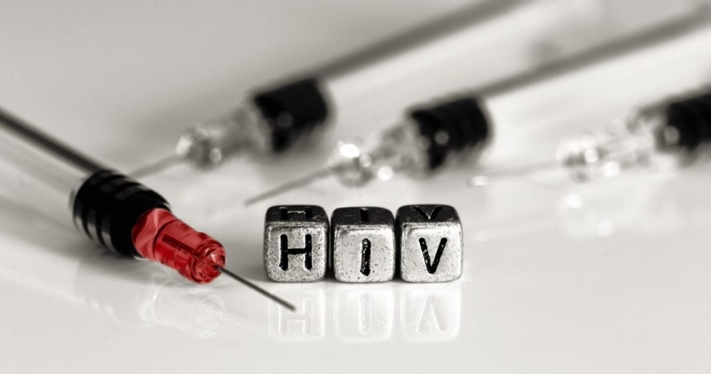Două cunoscute fundații promit tratament preventiv anti-HIV accesibil în țările cu venituri mici și medii, din 2027