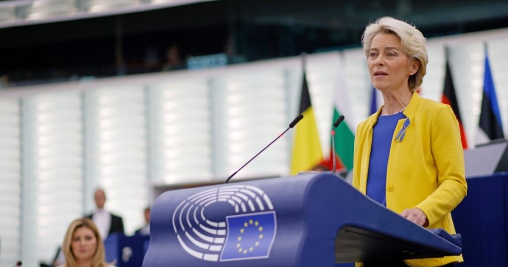 Europa clocotește politic. Comisia Europeană, amenințată cu moțiuni din ambele extreme. AUR a deschis cutia pandorei
