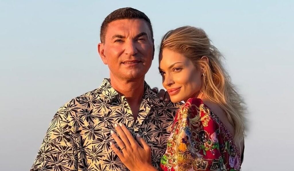 Imagini cu cei trei copii ai Valentinei Pelinel, în prima zi de școală. Vedeta și soțul ei, Cristi Borcea, au atras atenția tuturor la festivitate