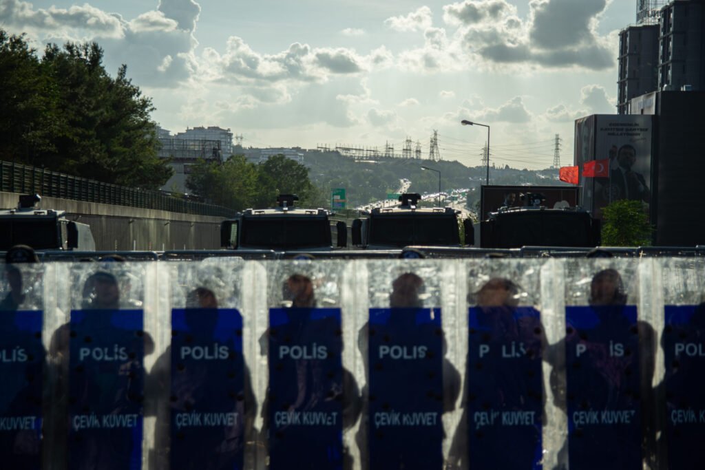 Încă un politician din opoziție a fost reținut la Istanbul Încă un politician din opoziție a fost reținut la Istanbul