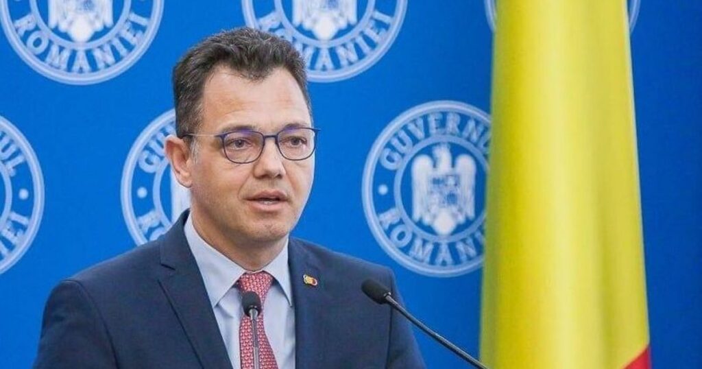 Interviurile „Adevărul”. Secretarul general al Guvernului, Radu Oprea, va fi live pe adevărul.ro și pe pagina noastră de Facebook
