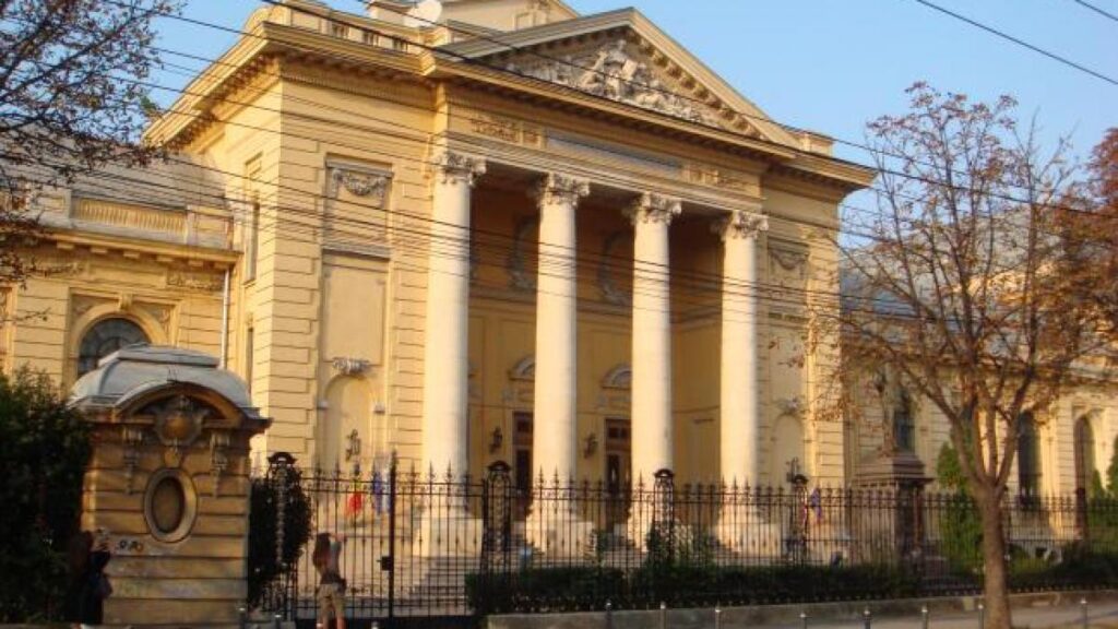 Luni se deschide oficial anul universitar la medicină