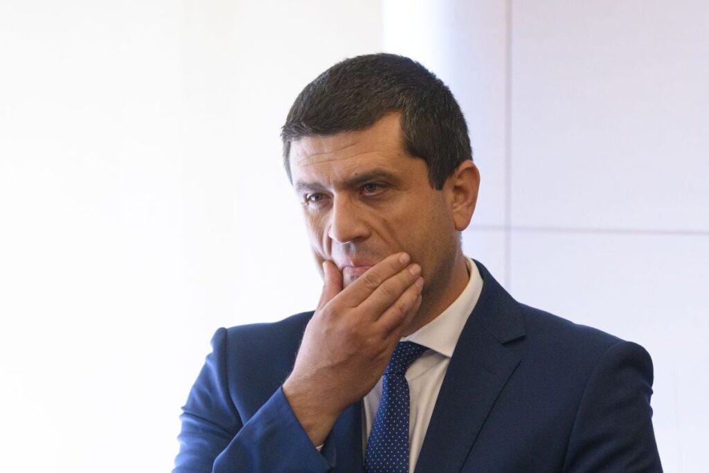Ministrul Economiei o contrazice pe purtătoarea de cuvânt a Guvernului și spune că nu s-a discutat despre plafonarea prețurilor în coaliție