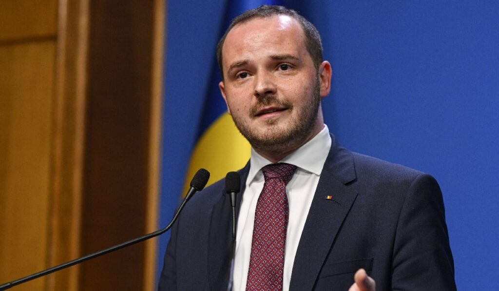 Ministrul Sănătății sesizează Parchetul după conferința medicilor de la Brașov, unde s-au prezentat teorii ale conspirației