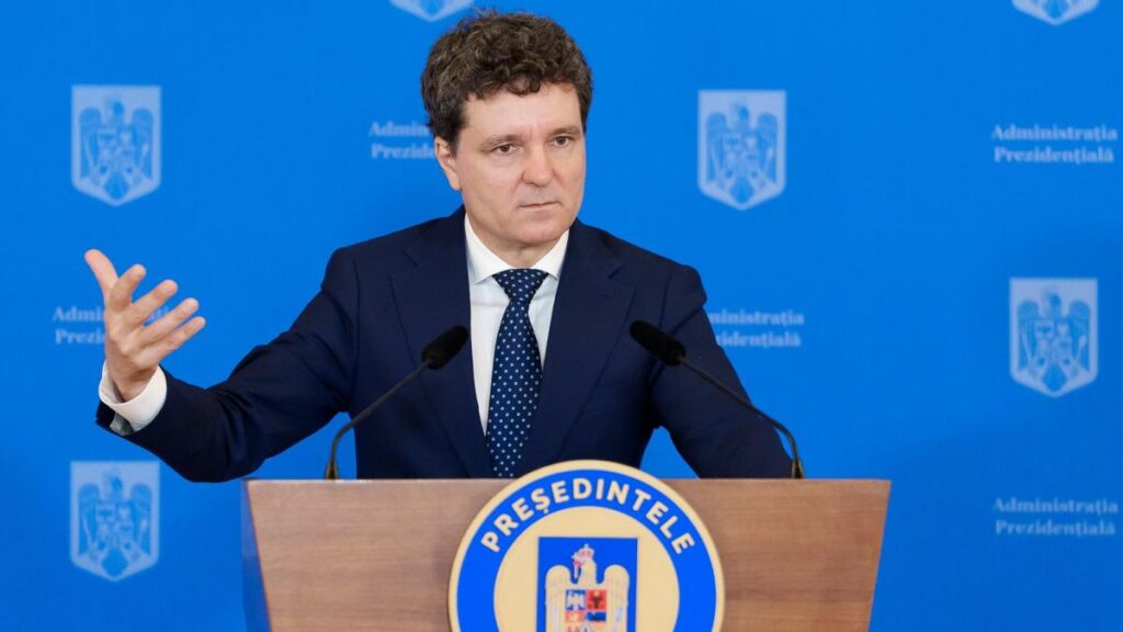 Nicușor Dan îi îndeamnă pe basarabenii din România să voteze la alegerile parlamentare din R.Moldova
