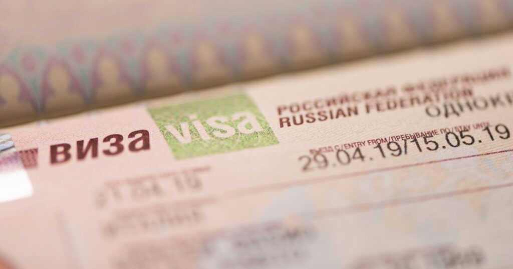 O țară UE a început să emită din nou vize pentru ruși, după o pauză de trei ani