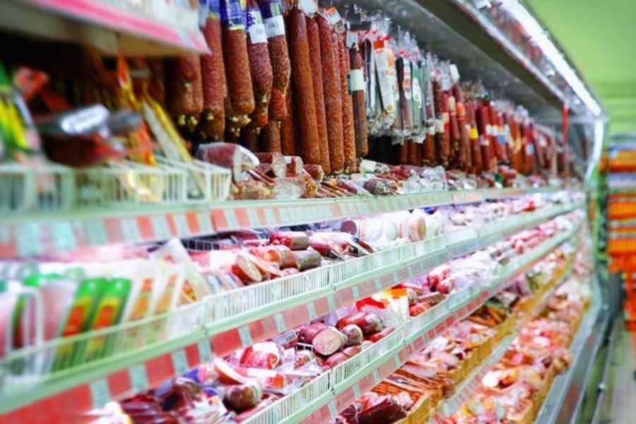 Oficial. Guvernul vrea eliminarea plafonării adaosului la alimentele de bază Oficial. Guvernul vrea eliminarea plafonării adaosului la alimentele de bază