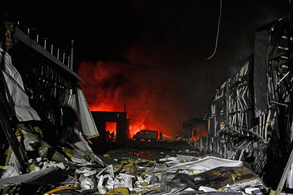 Războiul din Ucraina, ziua 1.301. Un mort și 13 răniți, între care un copil, într-un atac rusesc asupra orașului Zaporojie / Rusia reia trocul pentru a evita sancțiunile
