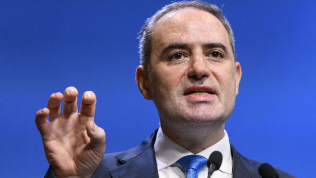 Rectificarea bugetară va menține investițiile și resursele esențiale pentru pensii și salarii