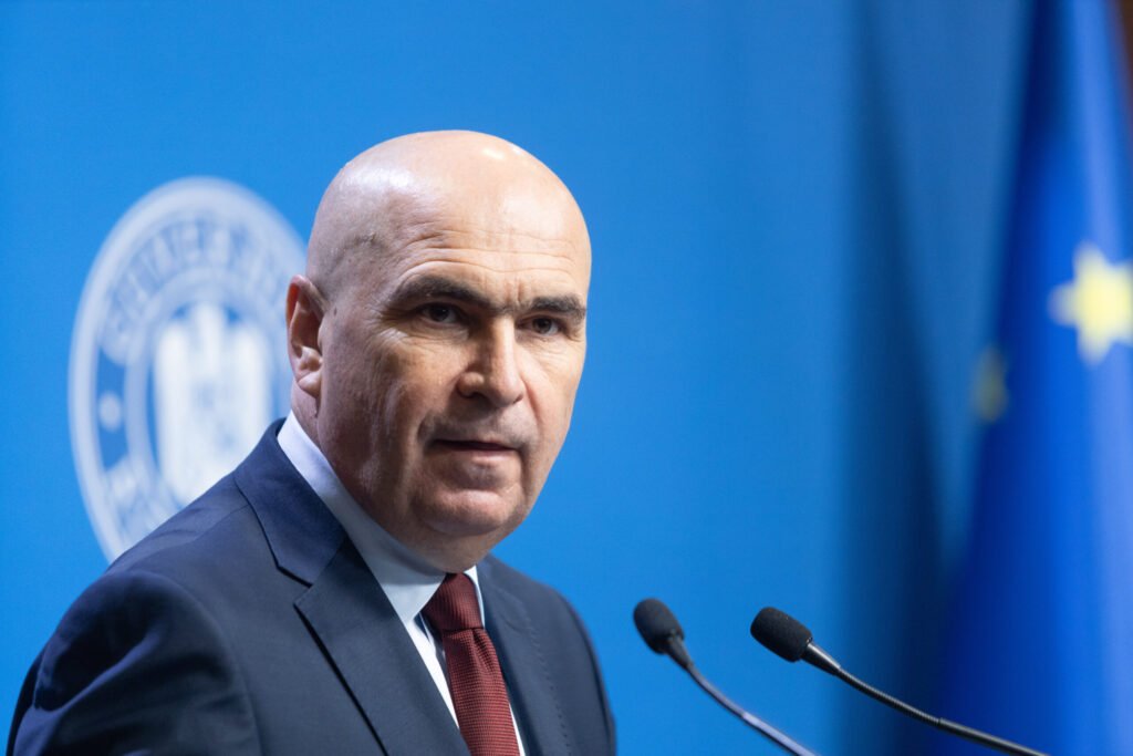 S-a făcut o fuziune între Mediu și Arii Protejate.Adunate aveau 1700 de angajați, după 2000