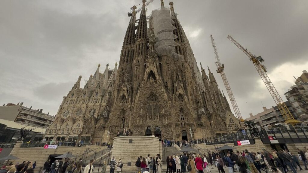 Sagrada Familia din Barcelona va fi cea mai înaltă biserică din Europa