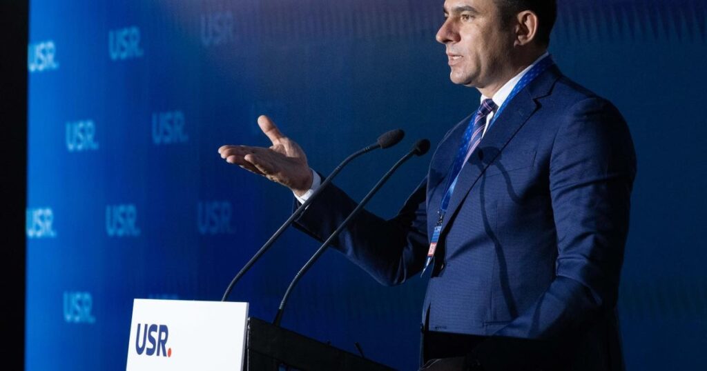 Ștefan Pălărie (USR), atac la AUR: „George Simion se smiorcăie că duminică va trebui să vină la serviciu”