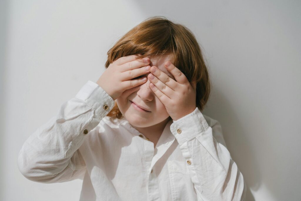 Trump dă vina pe paracetamol pentru autism, dar știința îl contrazice cu argumente puternice. Ce spune ministrul Rogobete