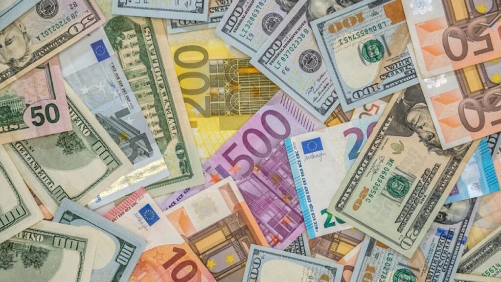 Un consultant bancar, pensionat anticipat, a dispărut după ce a furat 20 de milioane de euro