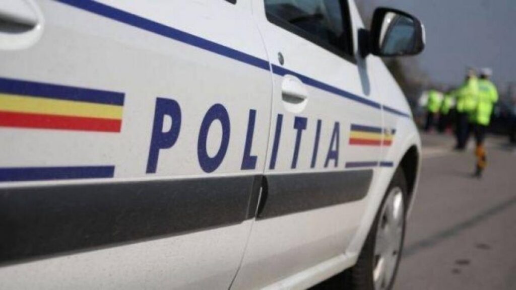 Un copil de opt ani, aflat pe o trotinetă, a fost lovit de o mașină pe o stradă din Alba Iulia