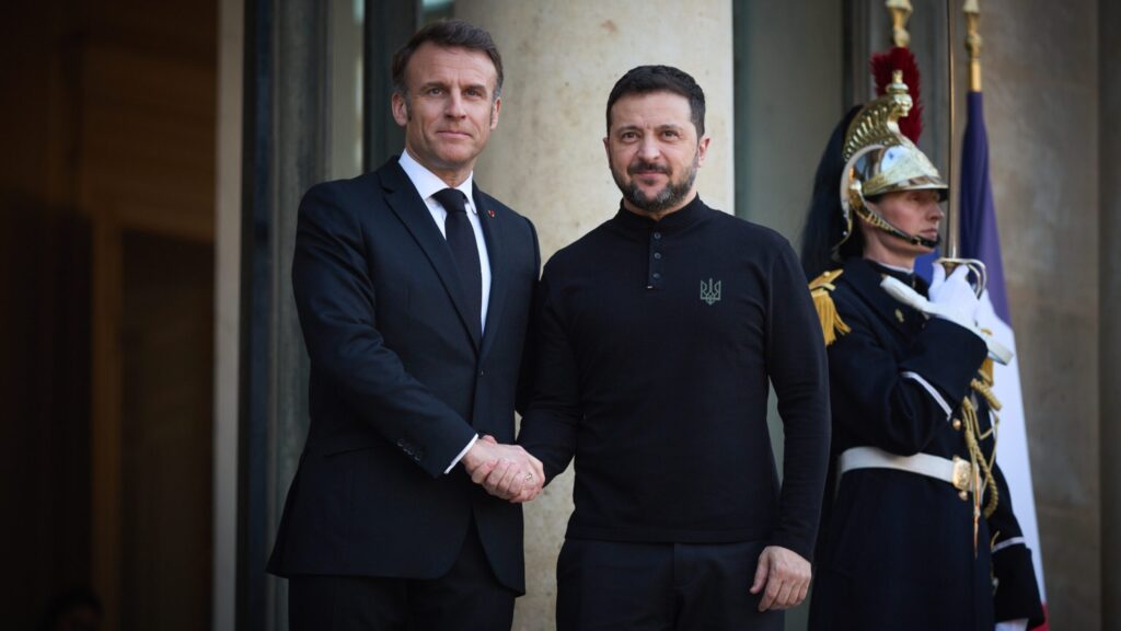 Zelenski se întâlnește cu Macron la Paris înaintea summit-ului „Coaliției celor Dispuși”